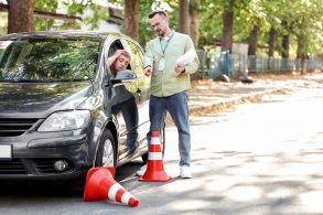 shutterstock instrutor de trânsito autoescola CNH 2026