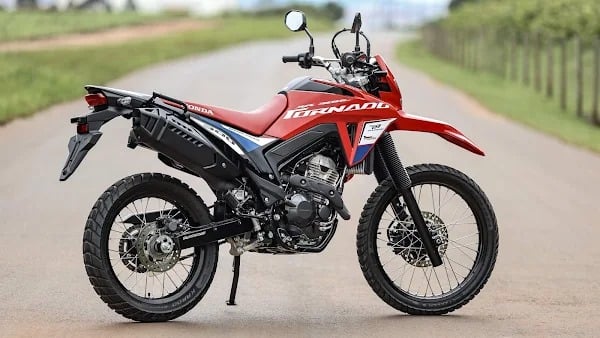 XR300L Tornado Special Edition 2026 EST 10 001