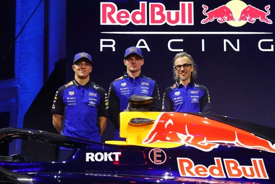 Max Verstappen Isack hadjar e Laurent Mekies com o RB22 2026