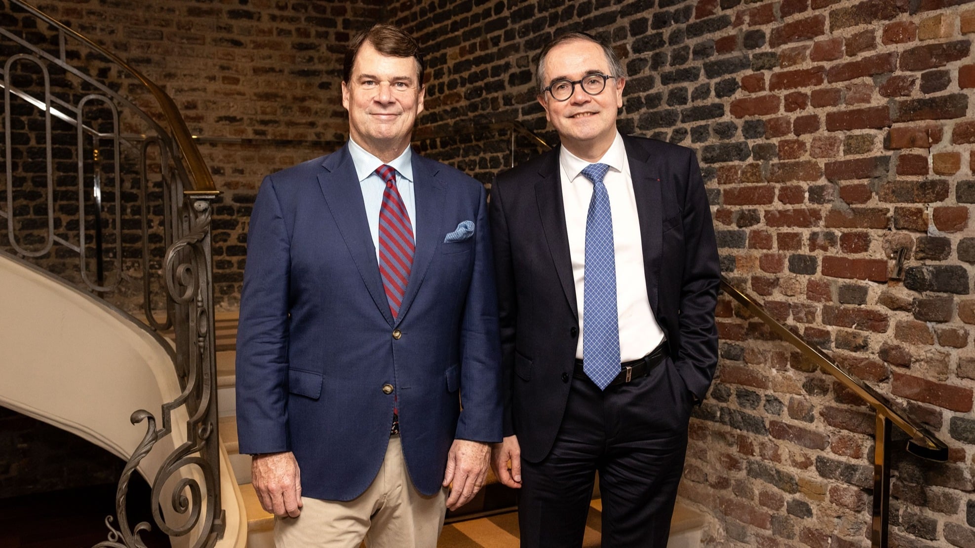 Jim Farley presidente e CEO da Ford e François Provost CEO do Renault Group