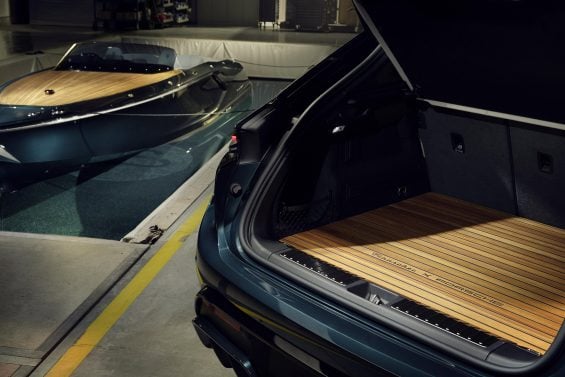 Porsche Macan Turbo Concept Lago 1