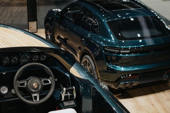 Porsche Macan Turbo Concept Lago 5
