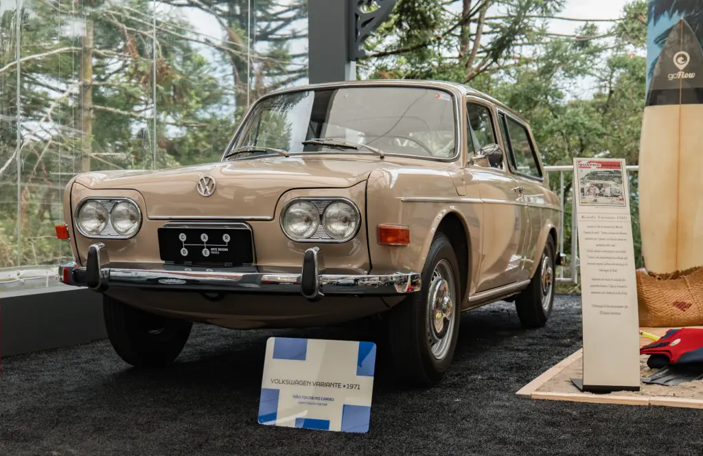 Exposição viagem em familia no CARDE VW Variante