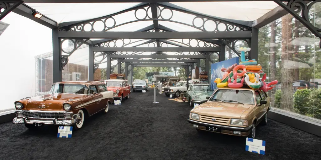 Exposição viagem em familia no CARDE