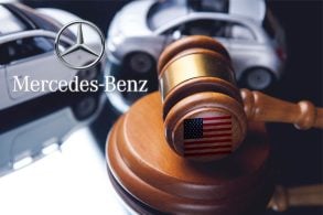 martelo justiça, logo da mercedes