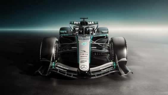 Mercedes AMG F1 W17 E PERFORMANCE GR 4