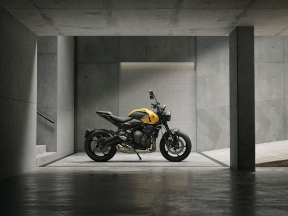 Triumph Trident 660 (2)