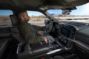 2025 Ford F 150 Platinum 1