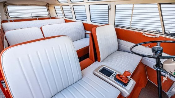 Restomod da Kombi Samba em E build 3