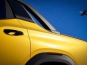 Volkswagen Tukan teaser lateral da caçamba pintura amarelo canário fosco