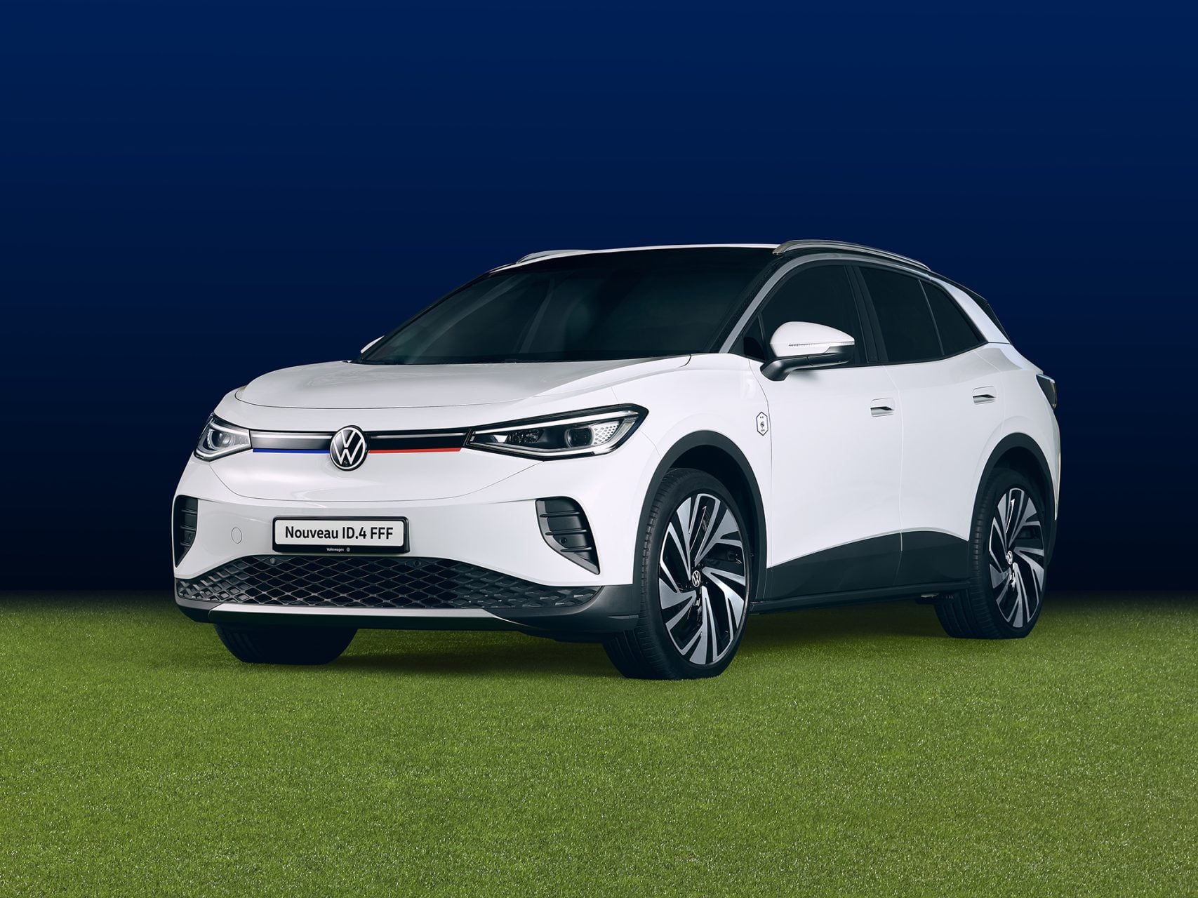 volkswagen id 4 edition limitee fff branco frente