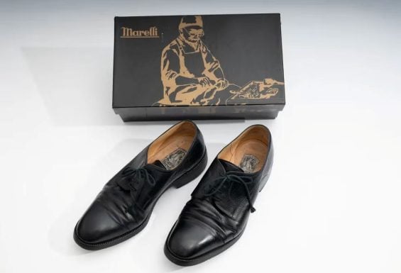 sapatos de couro Marelli pertencente a Enzo Ferrari