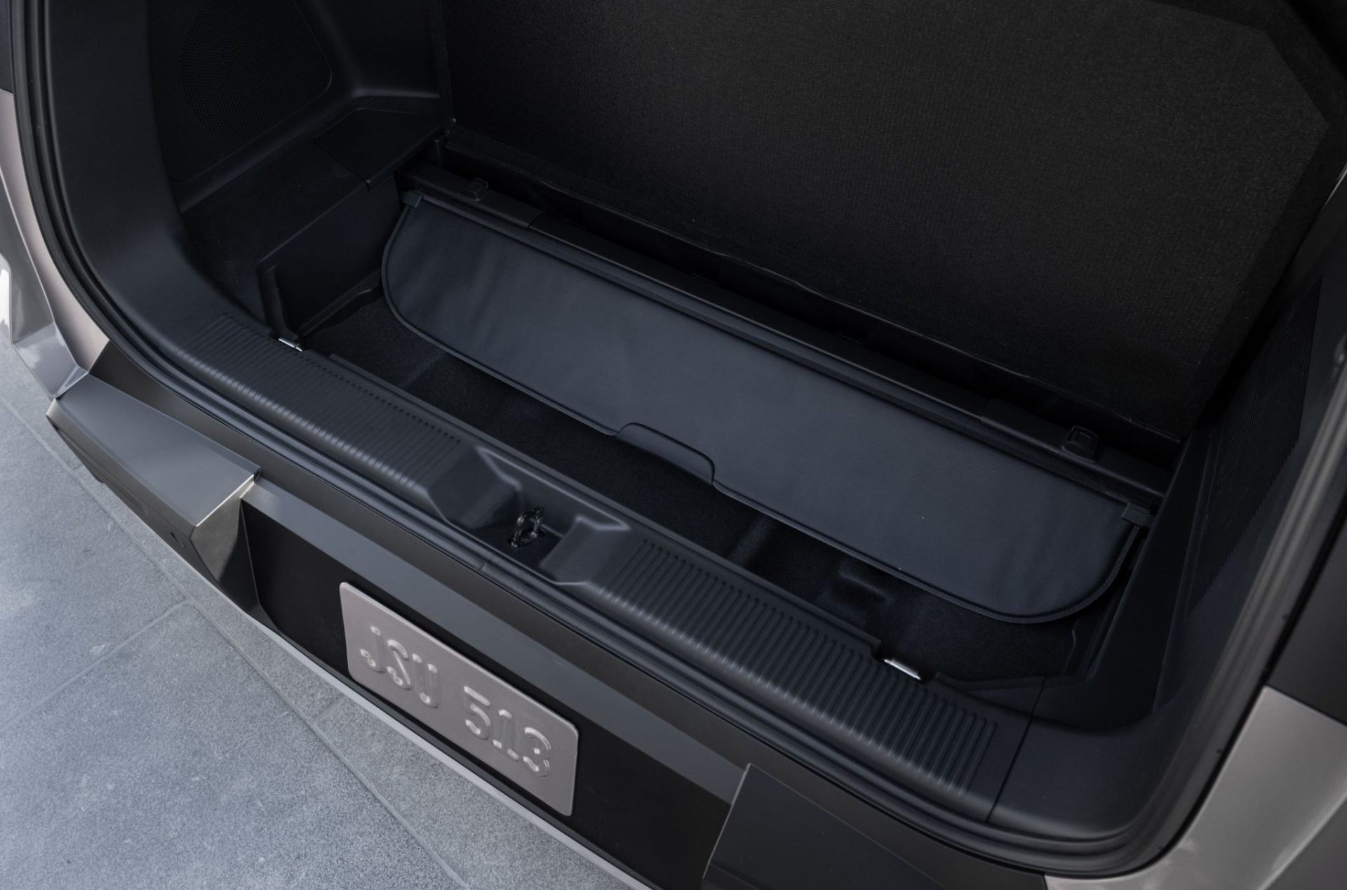 2027 Toyota Highlander Limited MistyGray 012