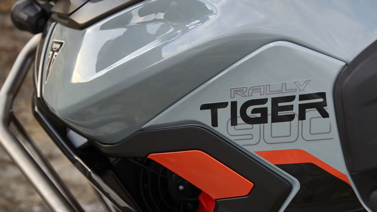 Triumph Tiger 900 Desert Edition (2)