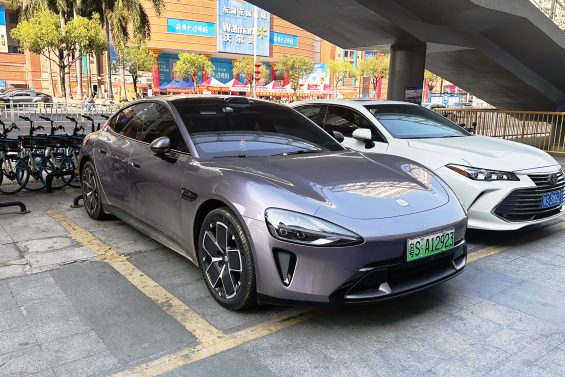 Governo chinês adverte montadoras por “concorrência irracional” e carros baratos demais