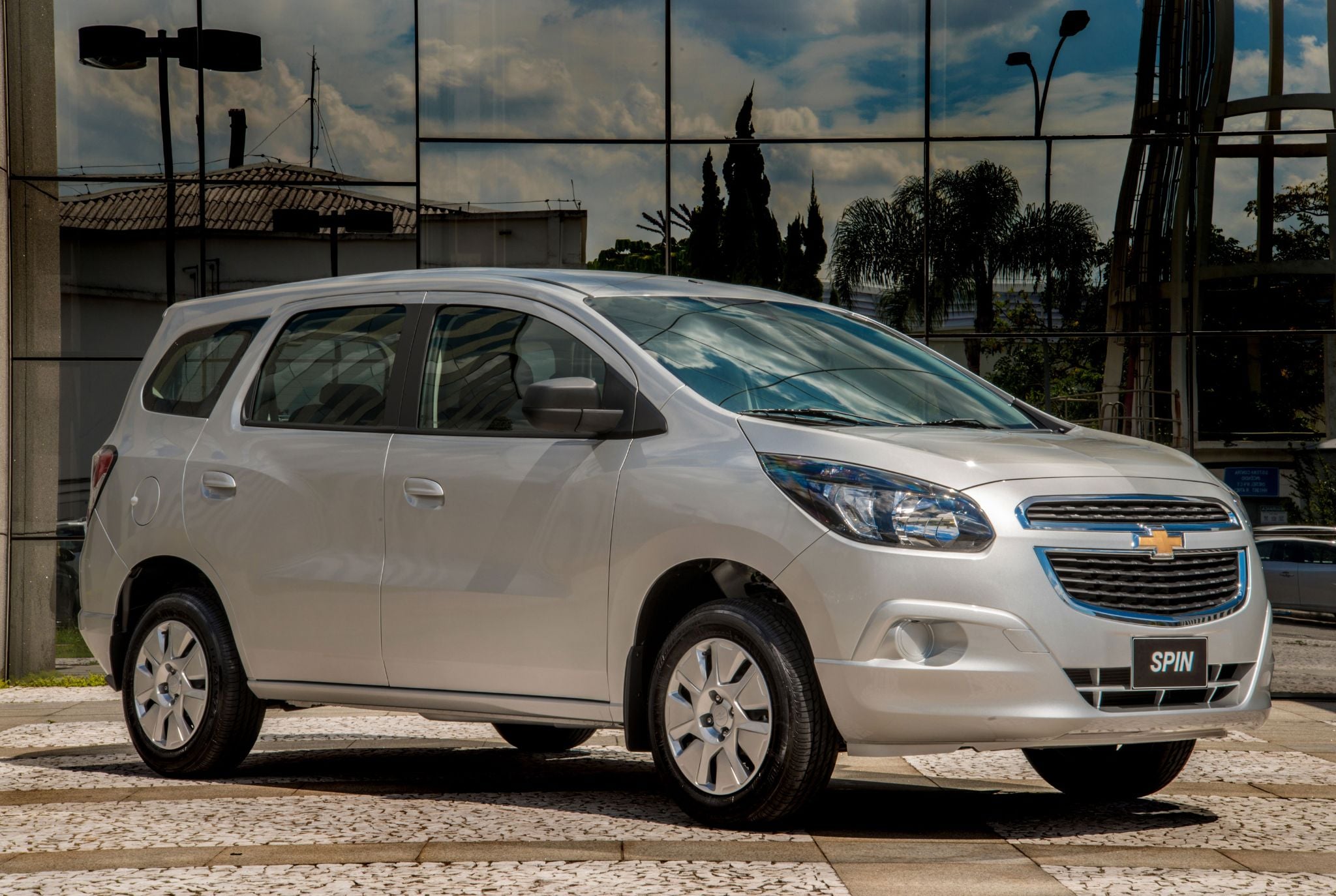 Chevrolet Spin LT 2016