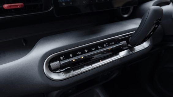 byd racco interior 3 768x432