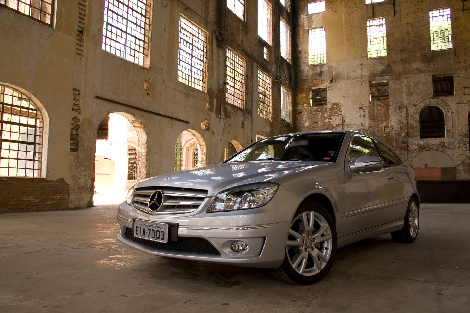 Mercedes Benz CLC Prata parado Mercedes Benz CLC Prata parado