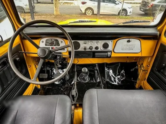 Toyota Land Cruiser FJ40 6