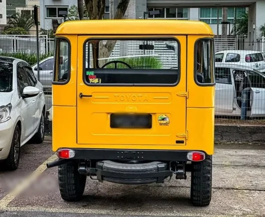Toyota Land Cruiser FJ40 5