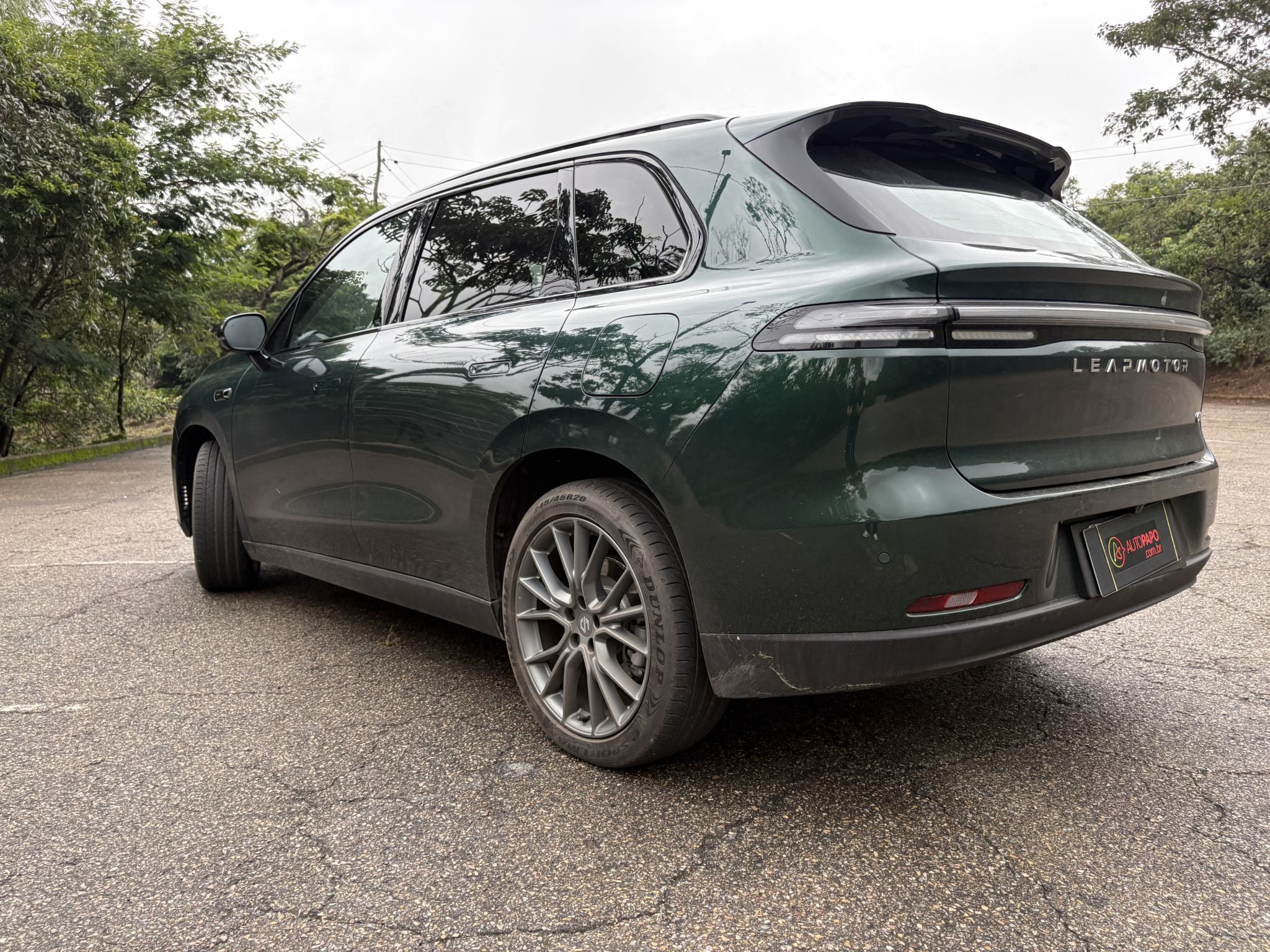 LEAPMOTOR C10 VERDE 2025 FRENTE LATERAL TRASEIRA INTERIOR (7) LEAPMOTOR C10 VERDE 2025 FRENTE LATERAL TRASEIRA INTERIOR (7)