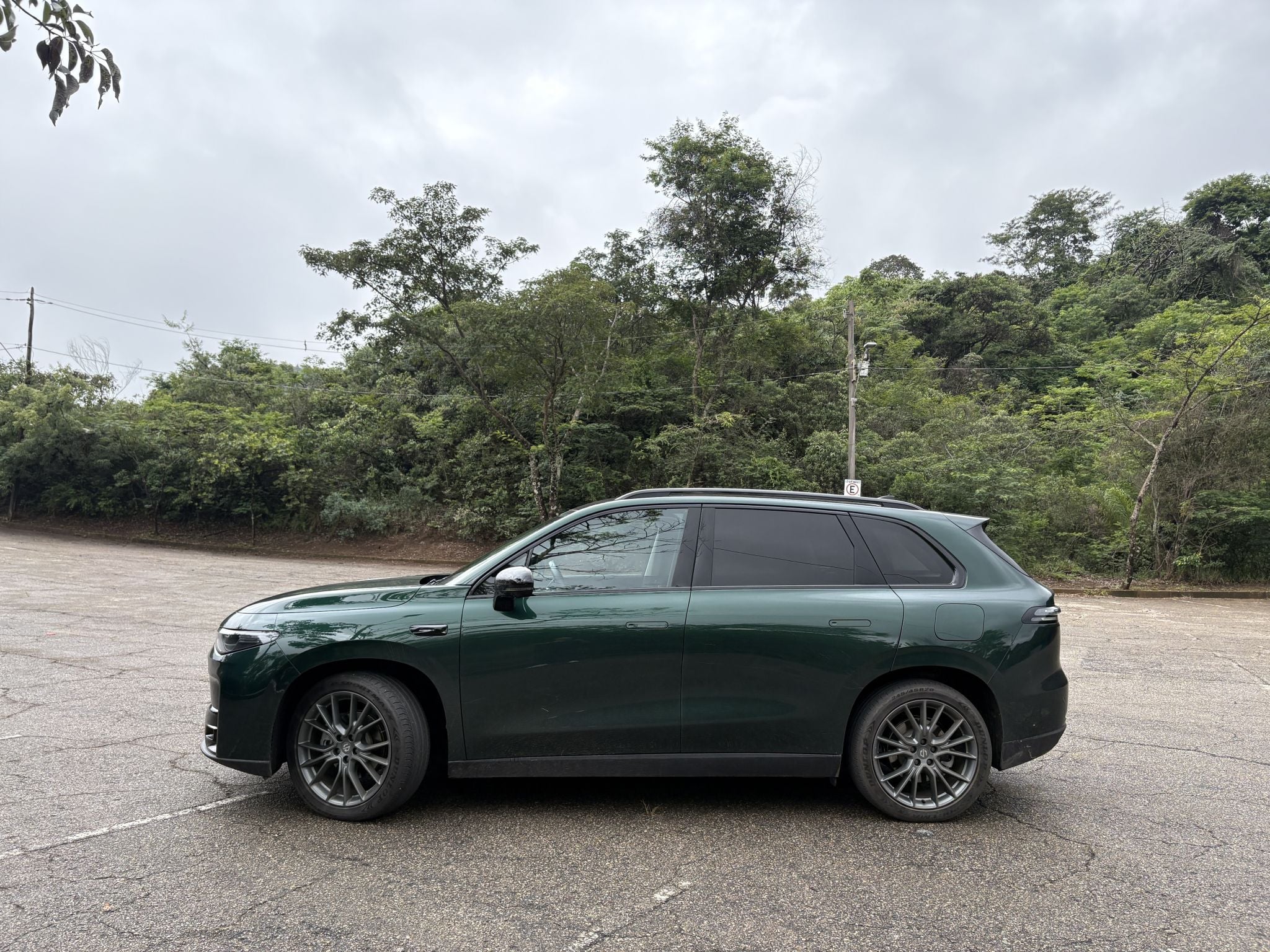 LEAPMOTOR C10 VERDE 2025 FRENTE LATERAL TRASEIRA INTERIOR (3) LEAPMOTOR C10 VERDE 2025 FRENTE LATERAL TRASEIRA INTERIOR (3)