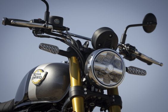 Royal Enfield Bear 650 (14)