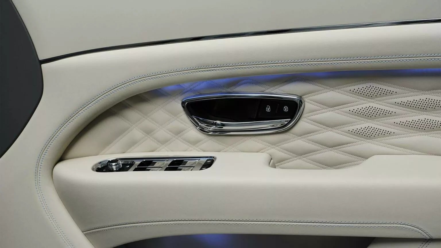 Bentley Bentayga Mulliner Japan Women 6 1536x864(1)