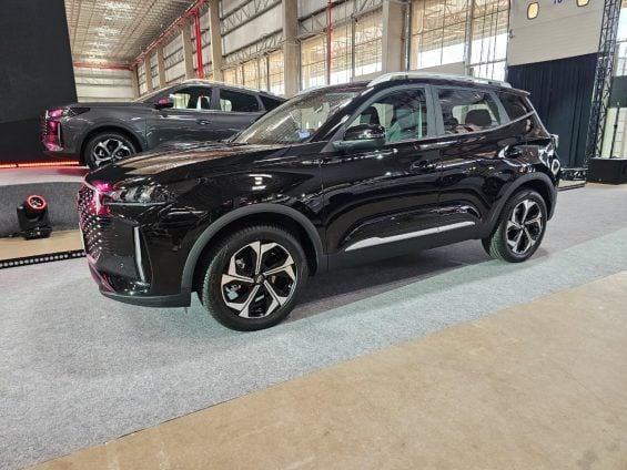 Caoa Chery Tiggo 5X 2027 preto lateral