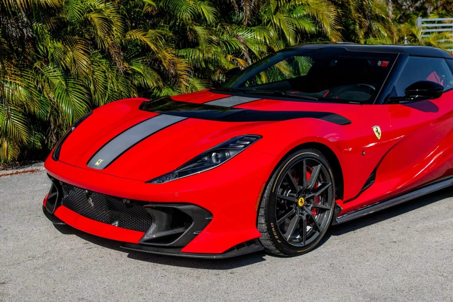 Ferrari 812 Competizione(2)