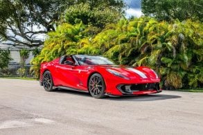 Ferrari 812 Competizione(3)