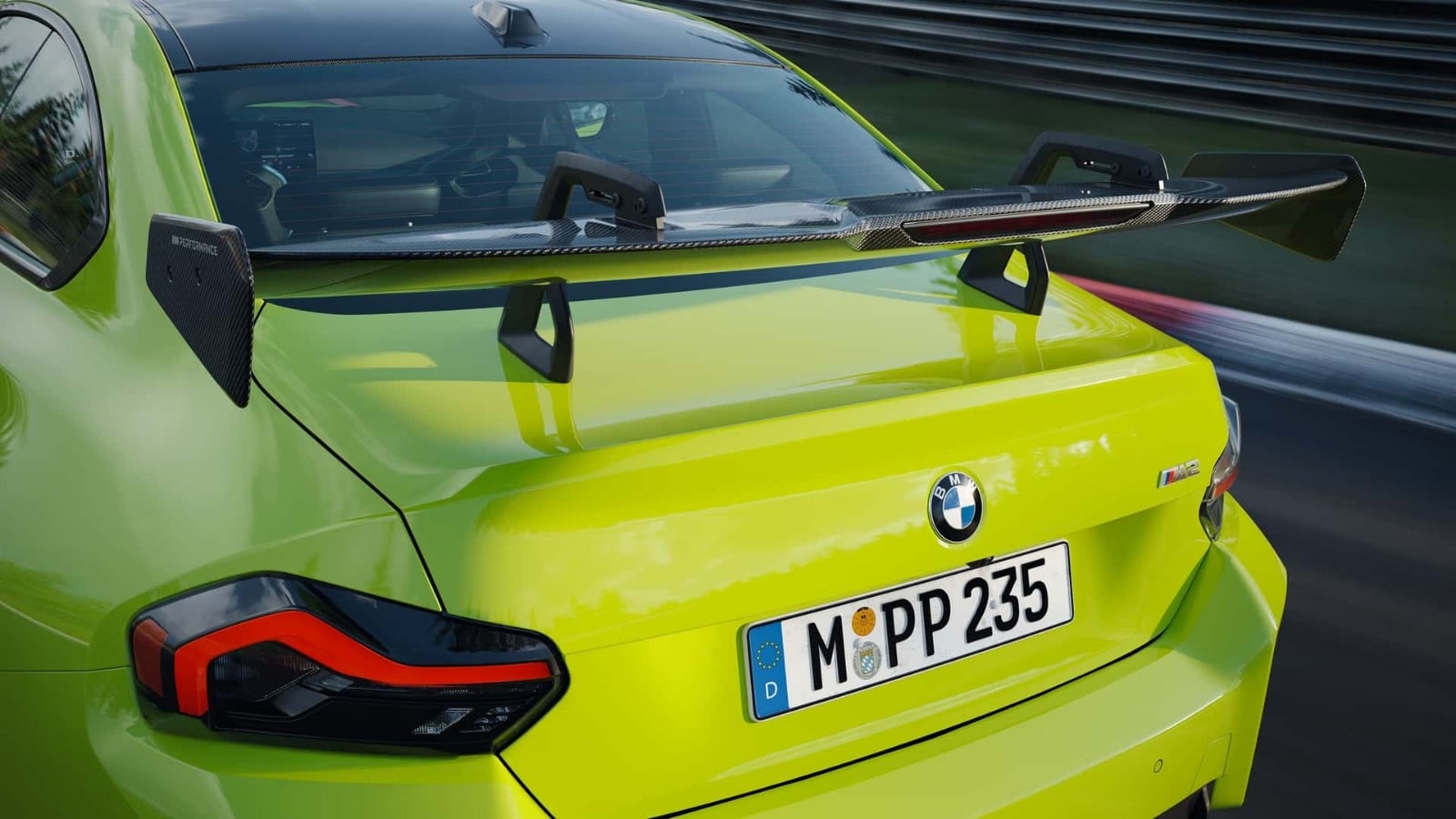 A BMW apresentou o M Performance Track Kit para o M2 (12)