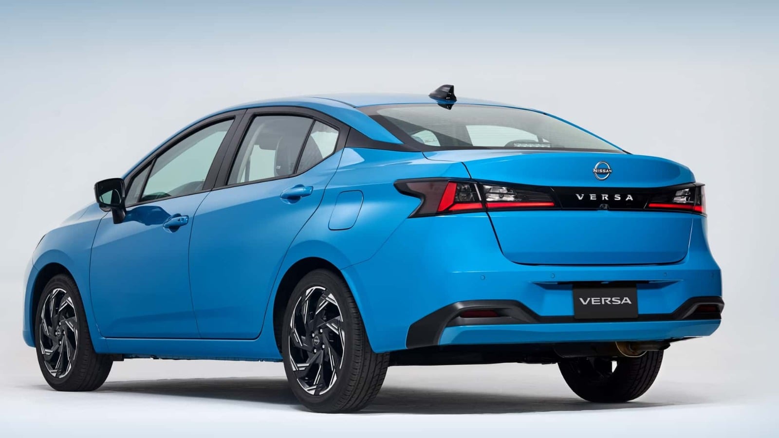novo nissan versa 1 (21)