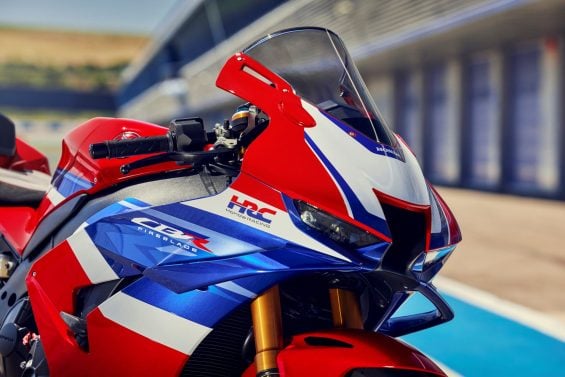 Honda CBR1000RR R Fireblade SP 2026 (2)