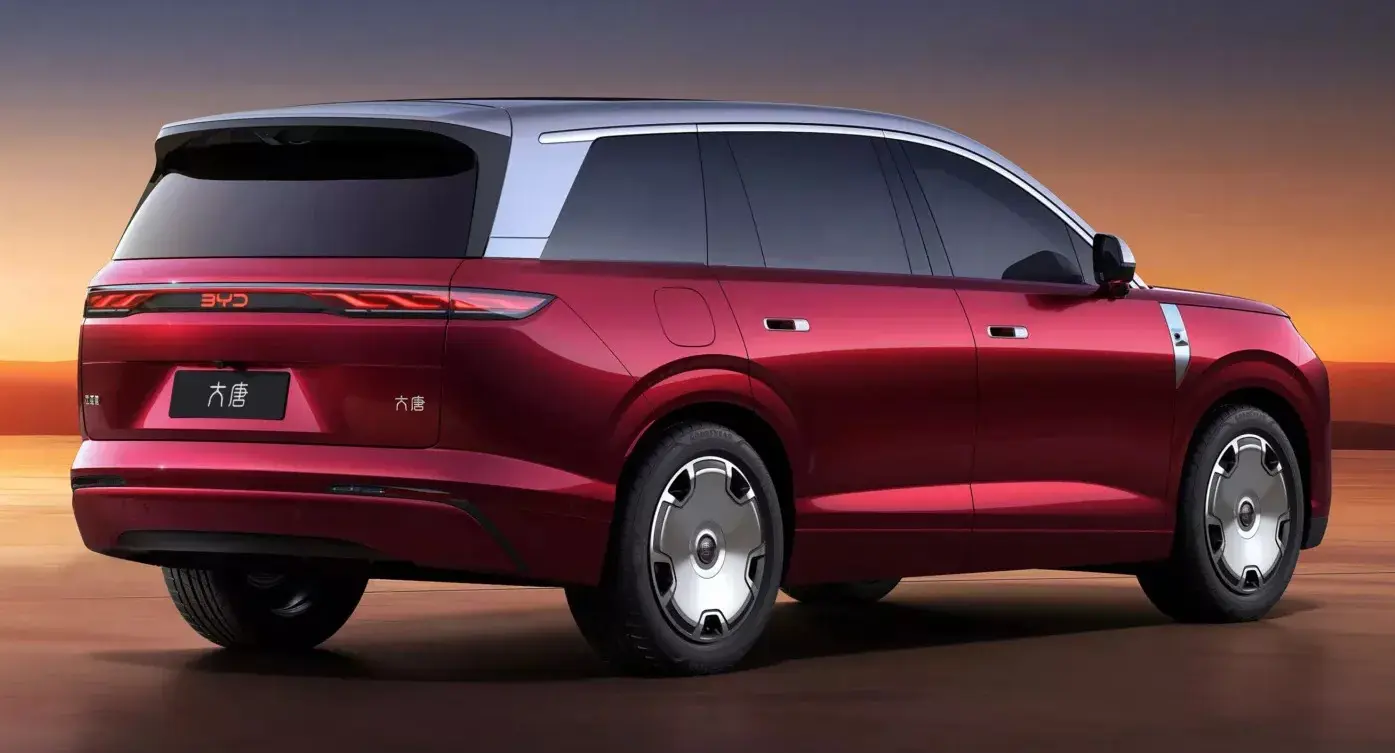 New BYD Great Tang Is A Seven seater Electric SUV With Almost 1 000 Km 