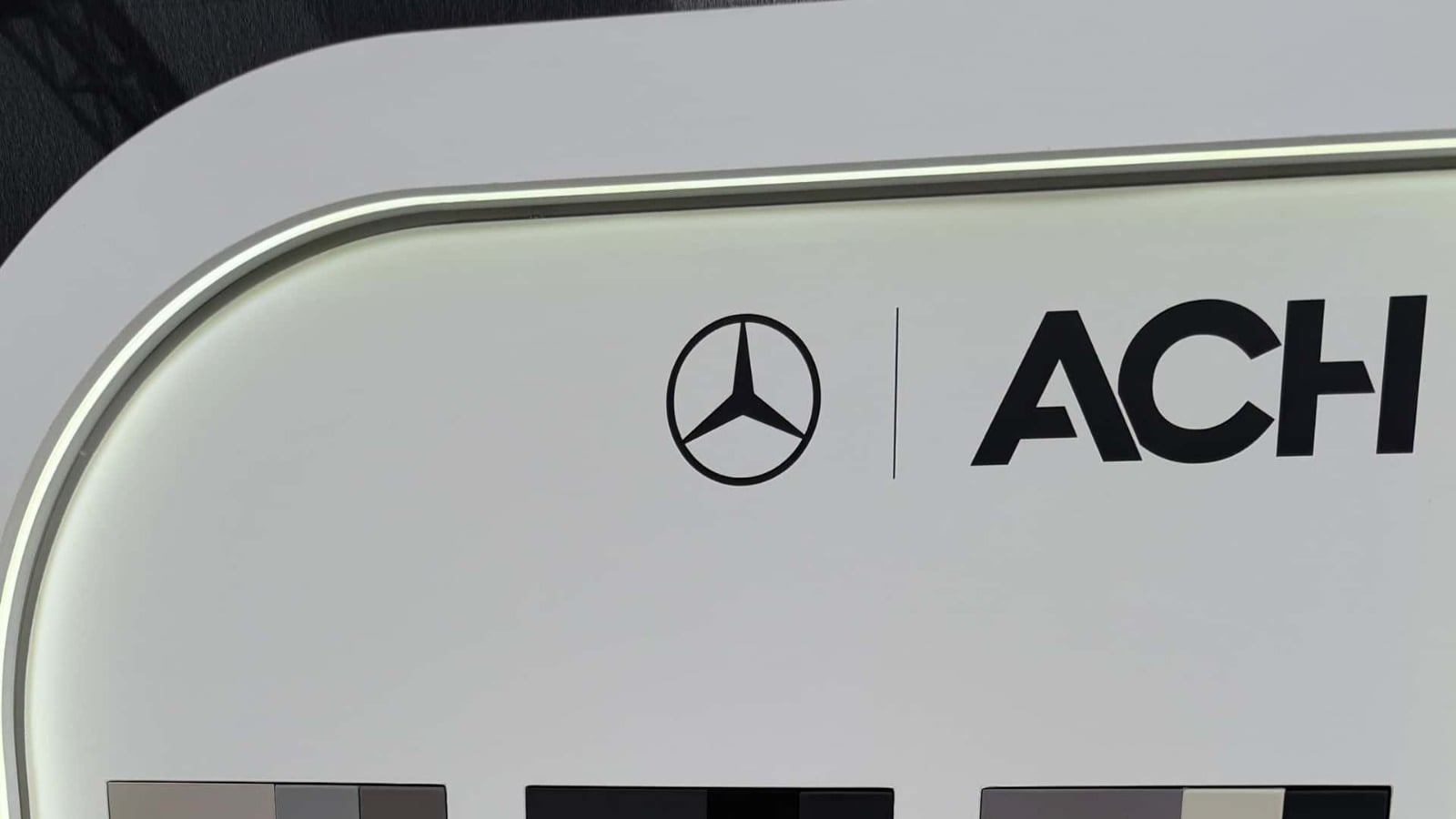 ach 145 mercedes benz edition (8)