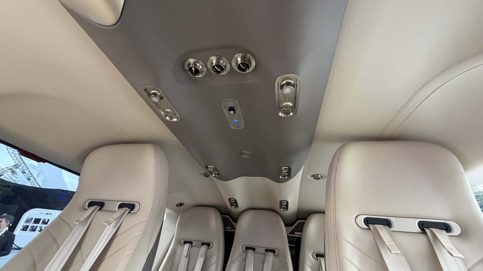 ach 145 mercedes benz edition (10)