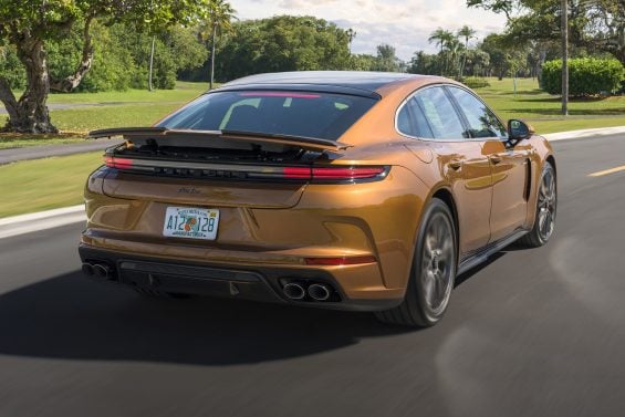 porsche panamera turbo e hybrid956