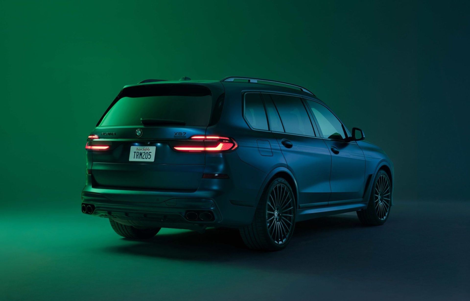 BMW Alpina XB7 Manufaktur 2026 4