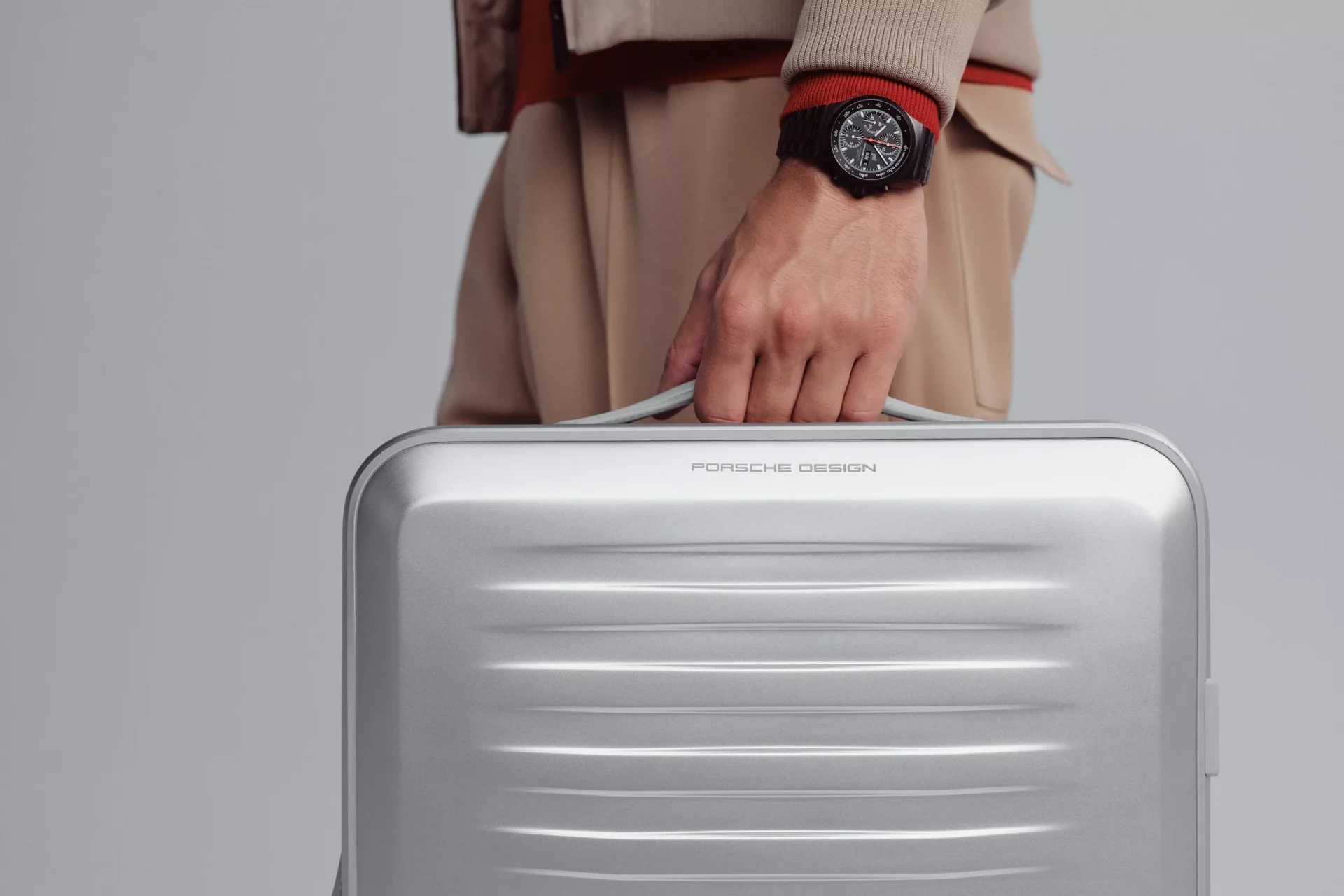 Coleção Porsche Design de malas de viagem Roadster Aluminium Trolley 3