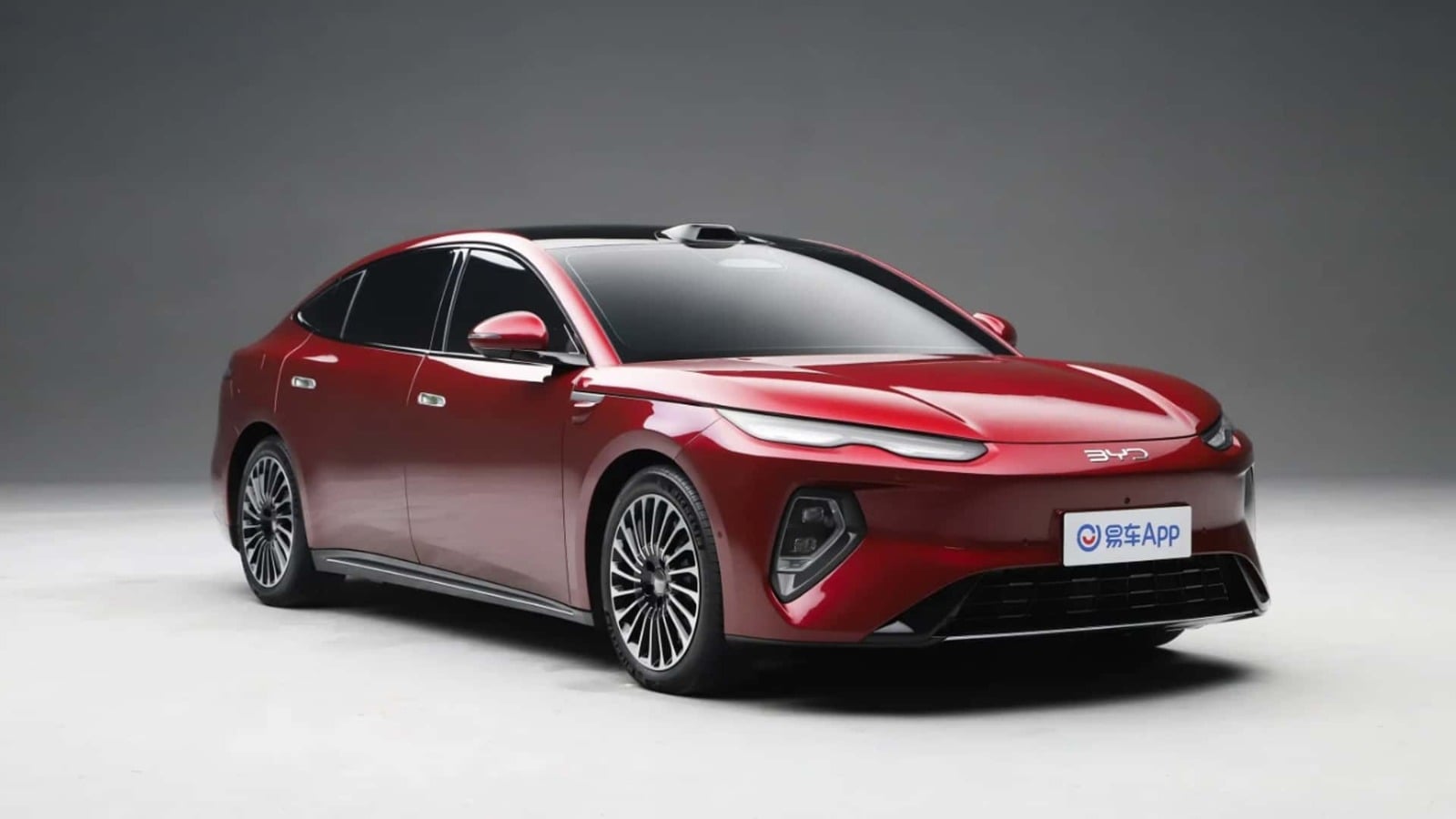 BYD Seal 08 é sedã do tamanho de uma Hilux com autonomia superior a 1.000 km