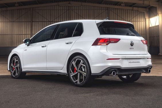 Volkswagen Golf GTI 1