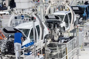 Linha de produção em fabrica da VW