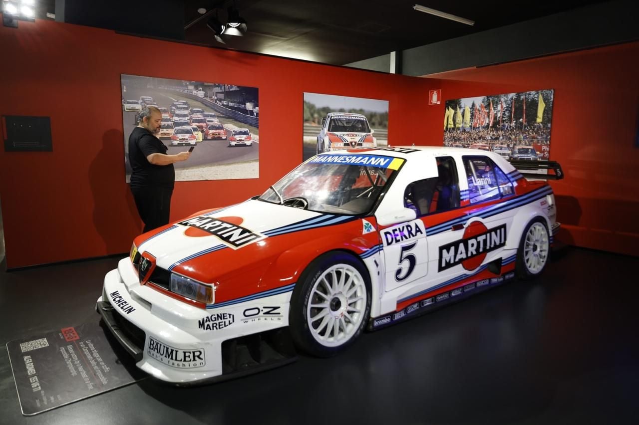ALFA ROMEO V6 TI DTM LARINI MARTINI FOTO LEO LARA