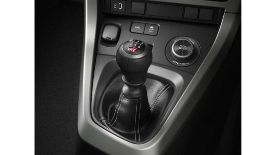 Toyota atualiza GR Yaris 2026 com novo volante e pneus de alta performance (8)