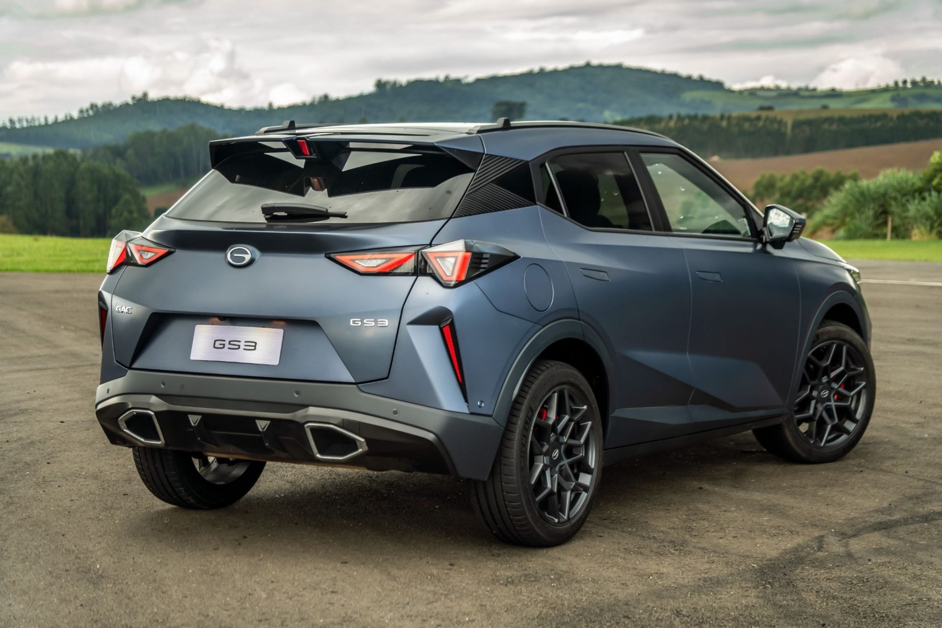 GAC GS3 20206 cinza traseira (2)