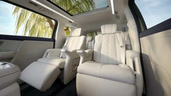 O Buick GL8 Encasa EV 4