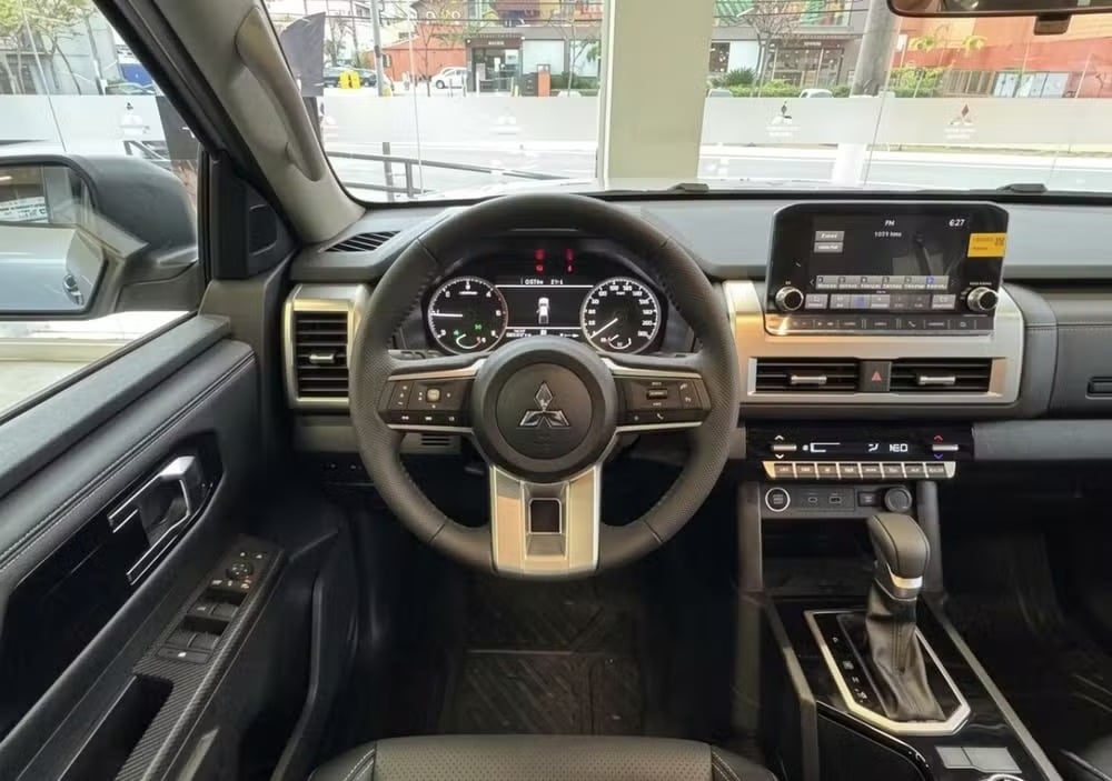 Mitsubishi Triton HPE Fotos De Castro Mitsubishi – Curitiba (PR) (6)