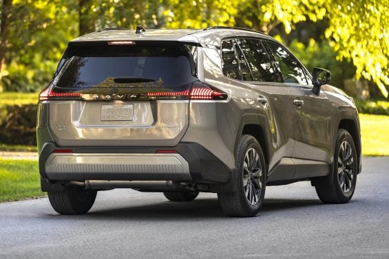 toyota rav4 hev awd limited23