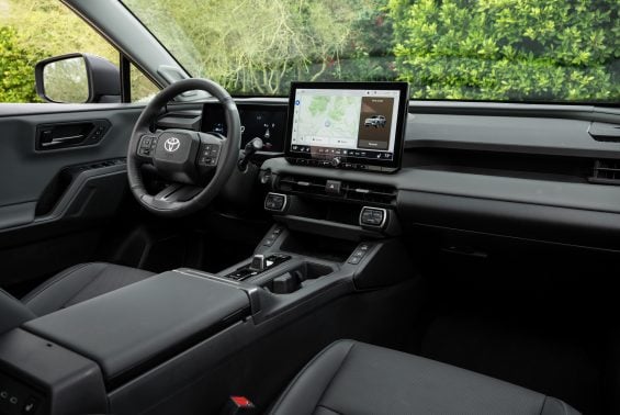 toyota rav4 hev awd limited39